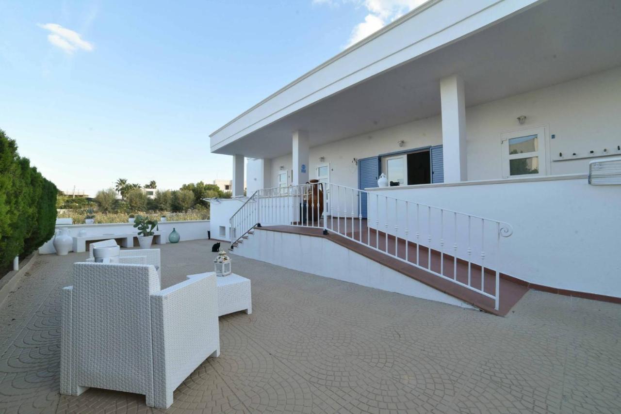 La Caletta Bed And Breakfast トッレ・サンタ・サビーナ エクステリア 写真