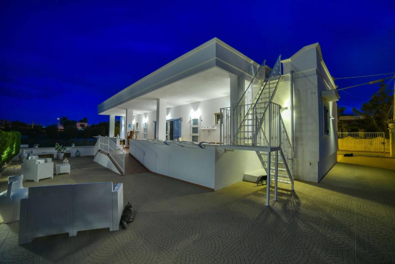 La Caletta Bed And Breakfast トッレ・サンタ・サビーナ エクステリア 写真
