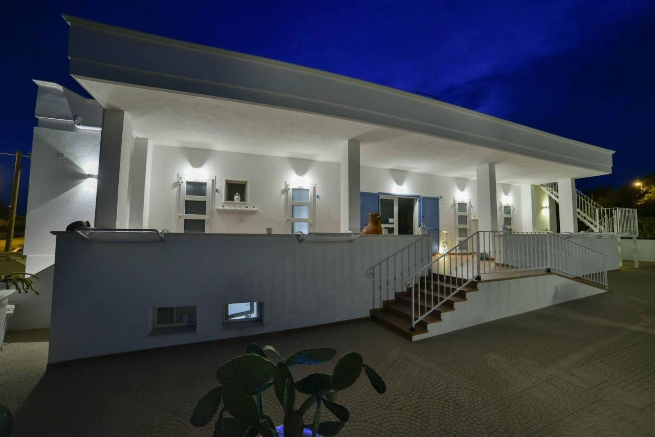 La Caletta Bed And Breakfast トッレ・サンタ・サビーナ エクステリア 写真